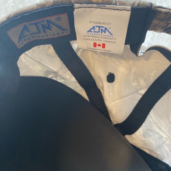 BNWT United Rentals Camo men’s trucker outdoorsman hat in universal sizing!!! - Picture 7 of 7